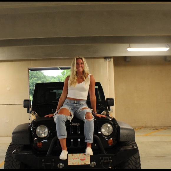 Meet your Posher, Emily - Picture 4 of 4